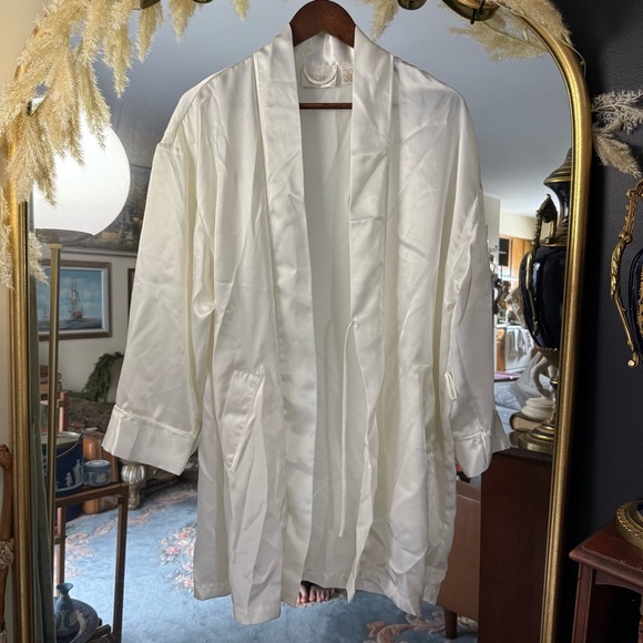 Victoria's Secret Other - Victoria’s Secret White Satin Bridal Robe